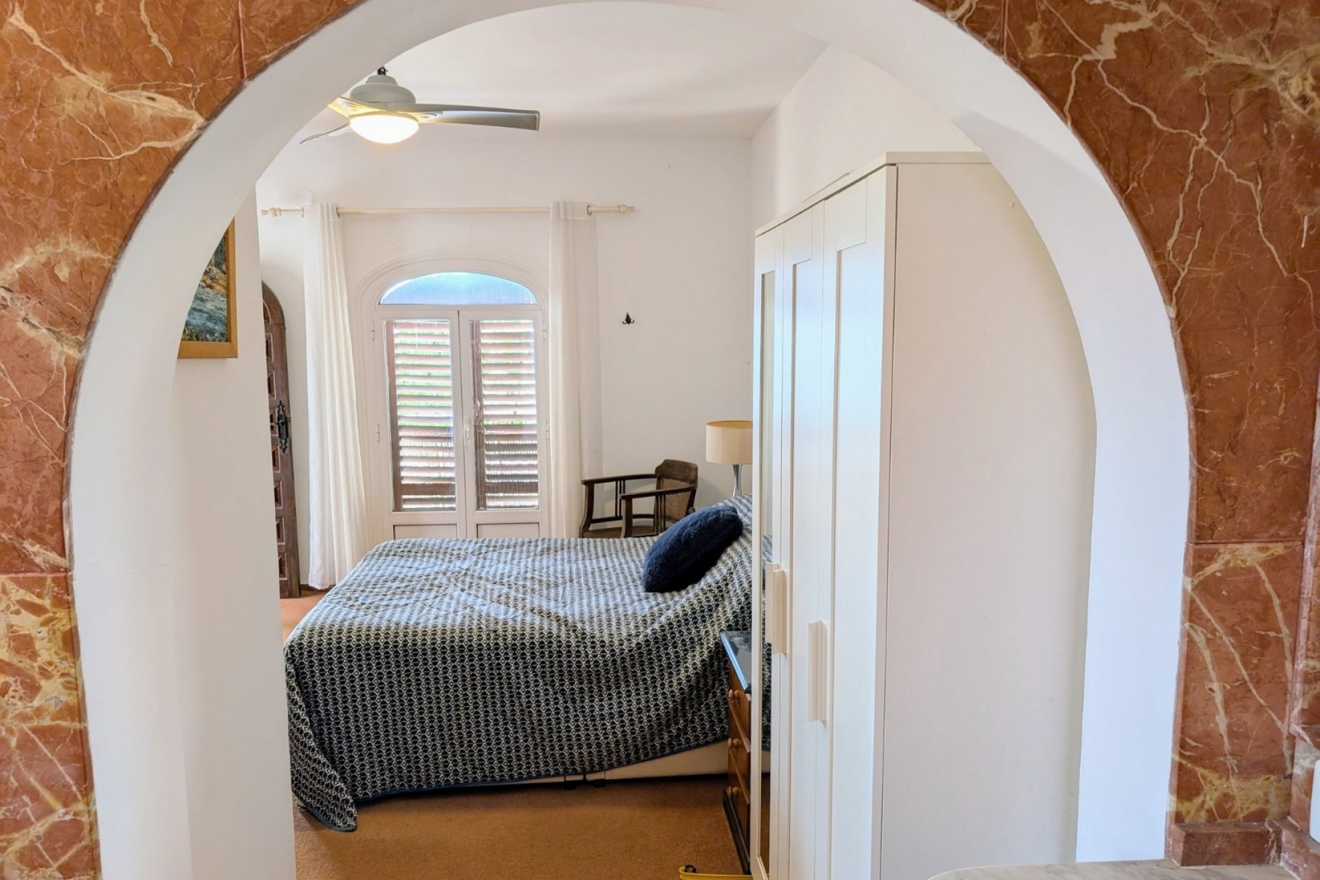 Resale - Villa -
Moraira - Benimeit