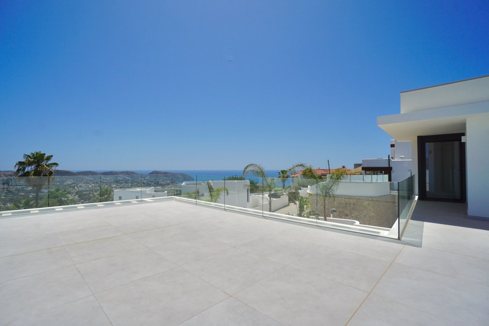 Resale - Villa -
Moraira - Benimeit
