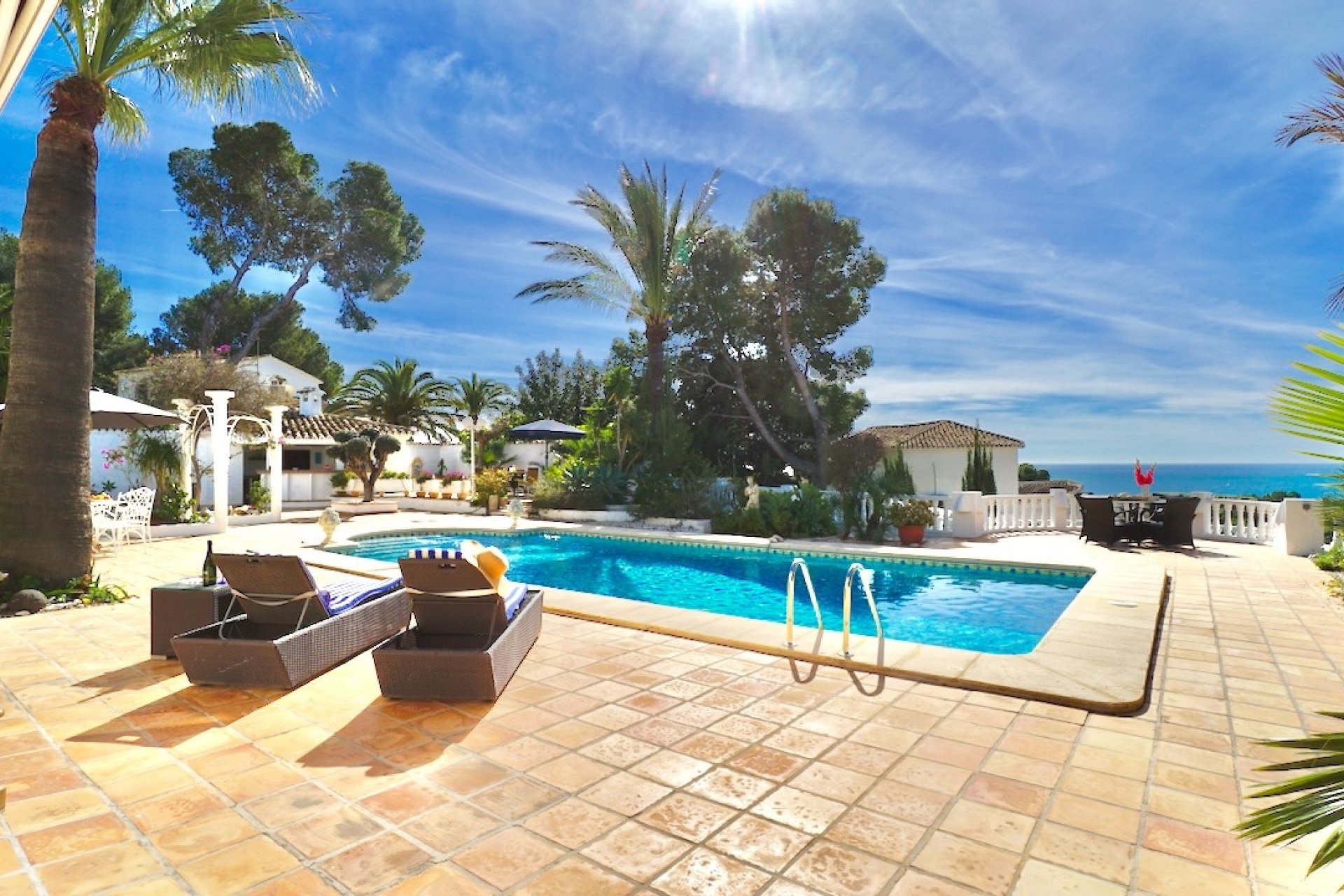 Resale - Villa -
Moraira - Costera del Mar