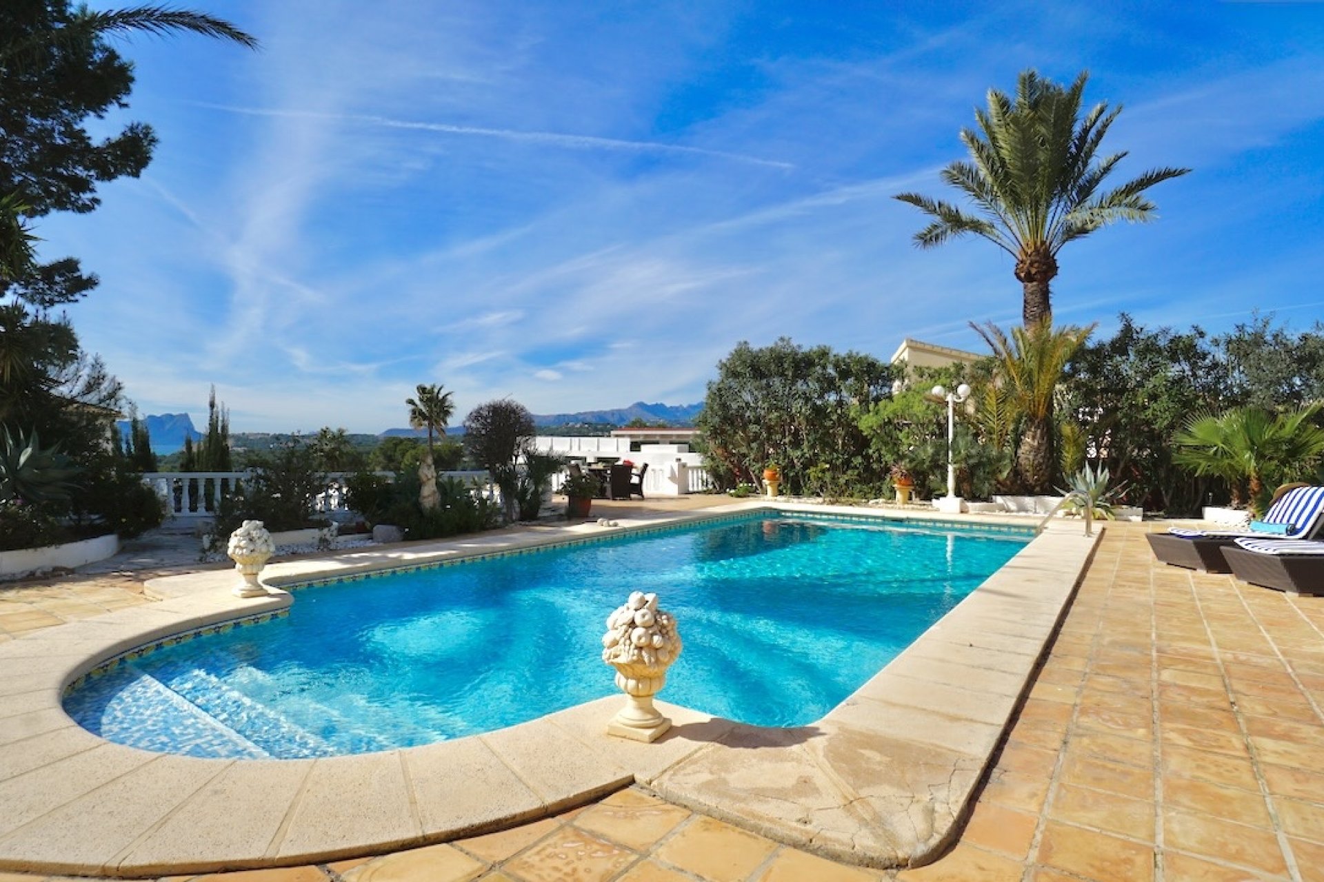 Resale - Villa -
Moraira - Costera del Mar