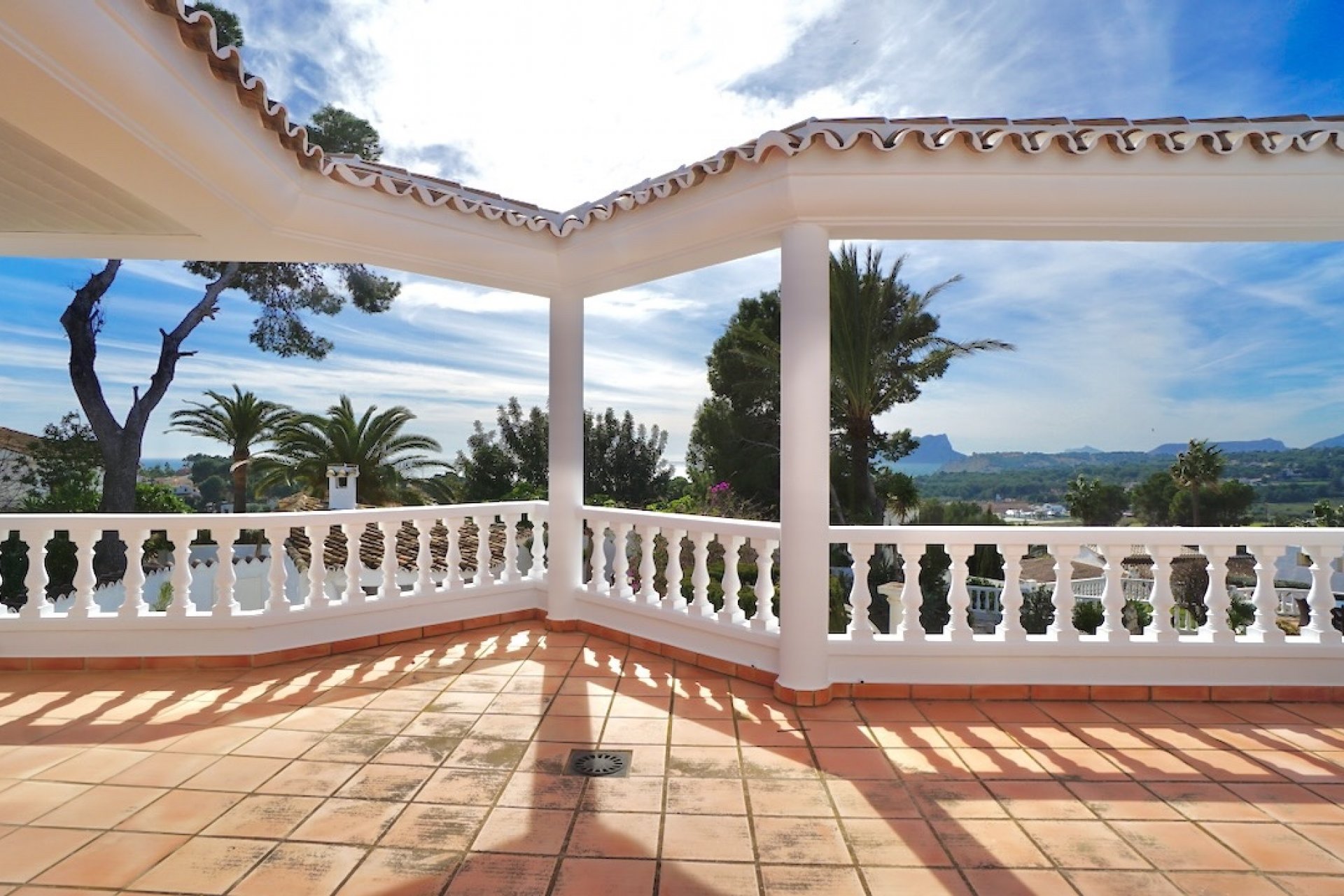 Resale - Villa -
Moraira - Costera del Mar