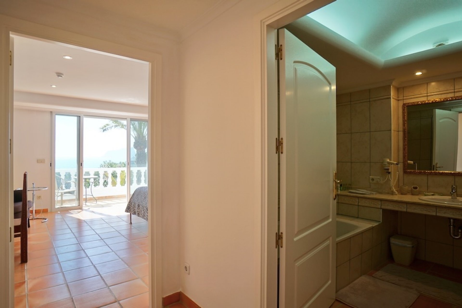 Resale - Villa -
Moraira - Costera del Mar