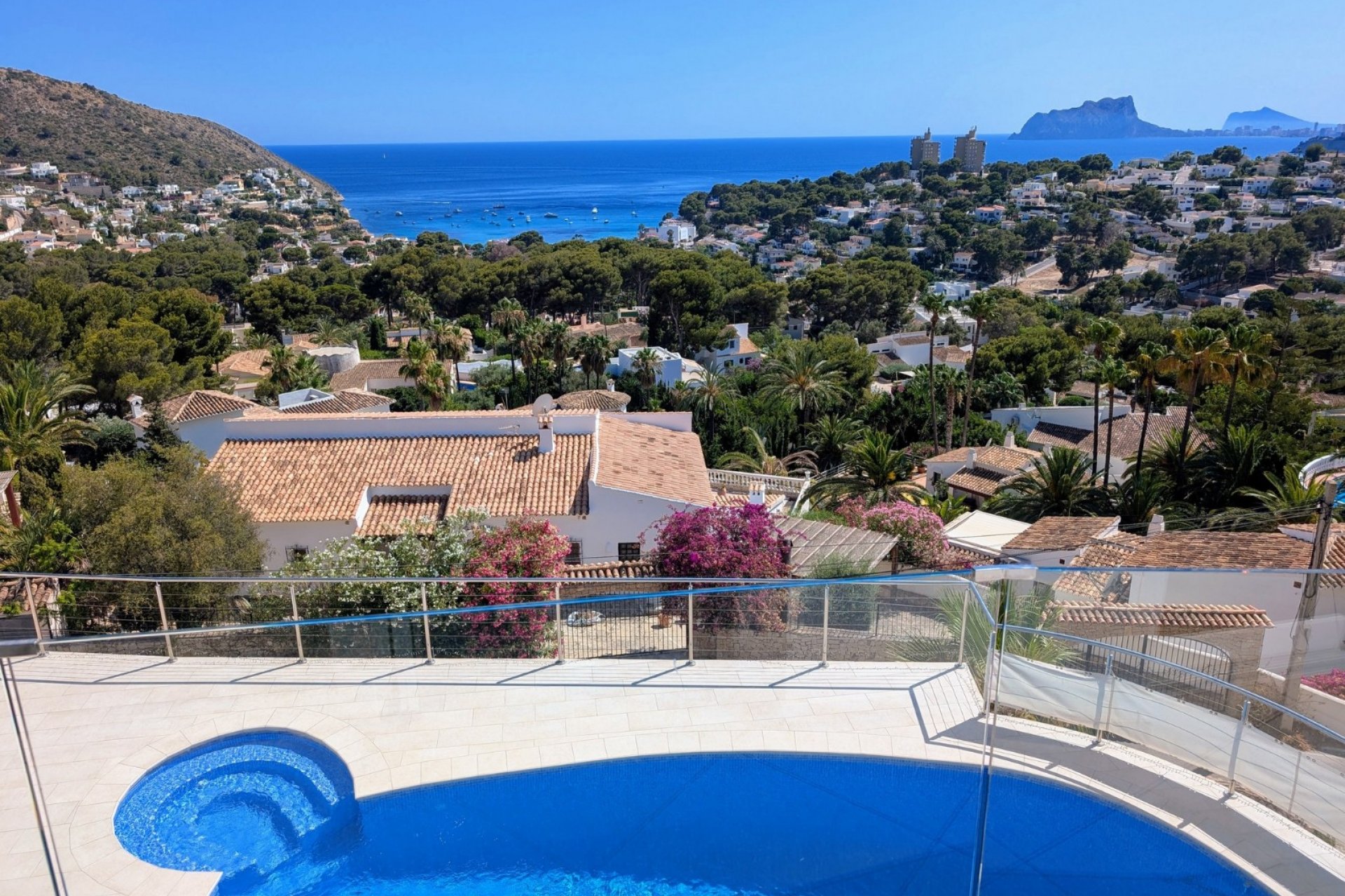 Resale - Villa -
Moraira - El Portet