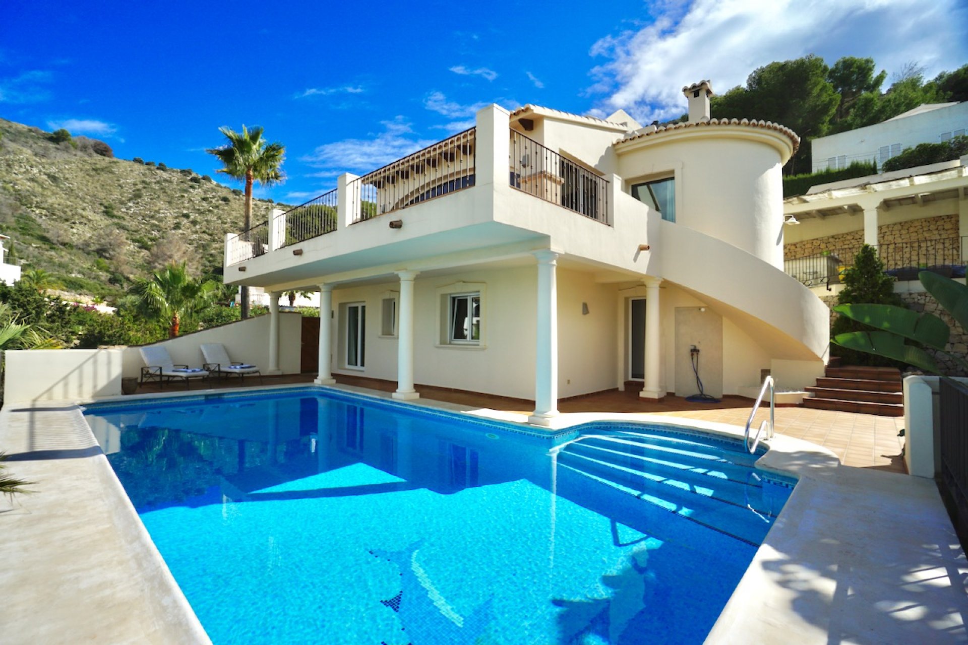 Resale - Villa -
Moraira - El Portet