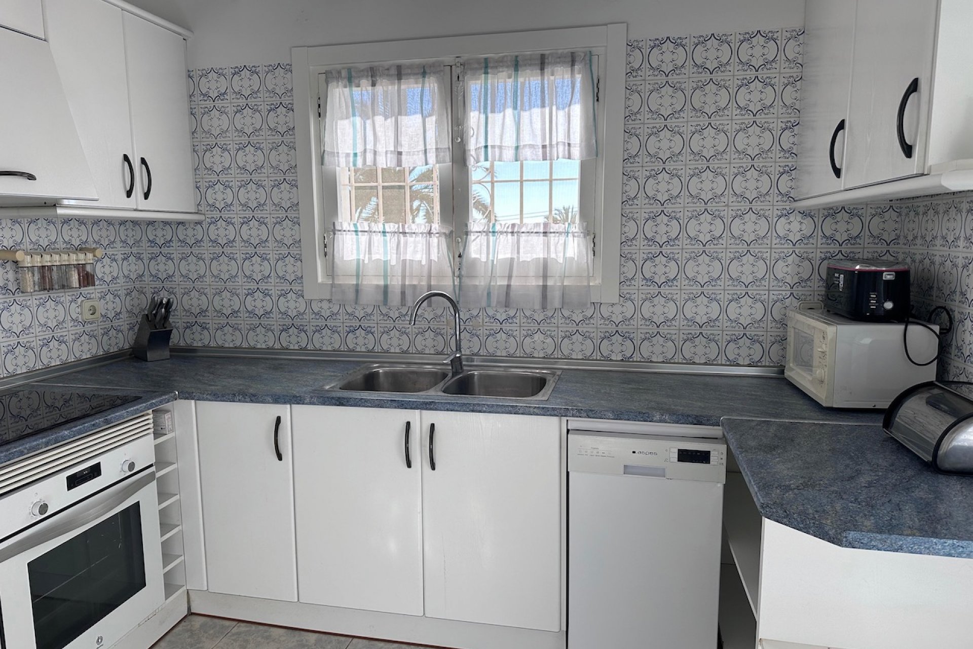 Resale - Villa -
Moraira - La Sabatera