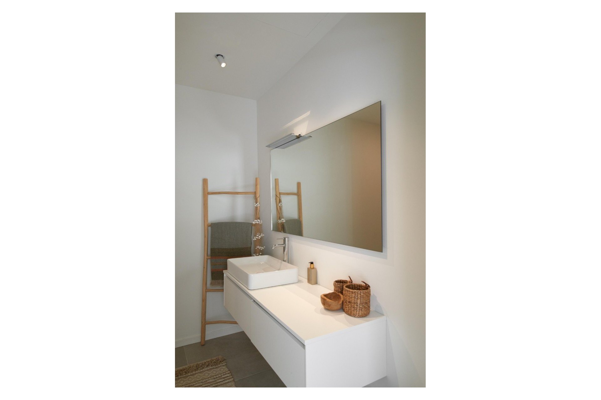 Resale - Villa -
Moraira