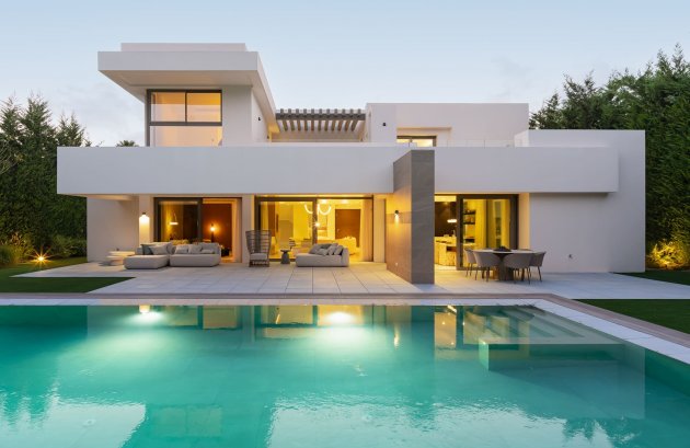 Villa - New Build - Estepona - Estepona