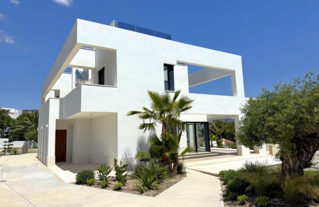 Herverkoop - Villa -
Benissa - La Fustera