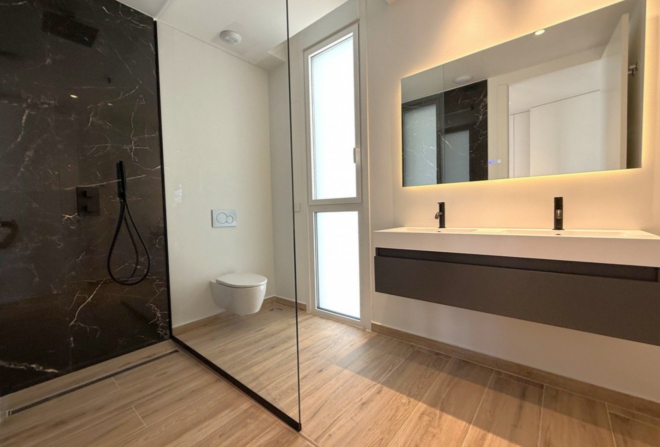 Herverkoop - Villa -
Benissa - La Fustera