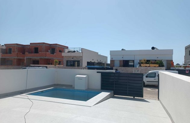 Nieuwbouw - Villa -
Daya Nueva