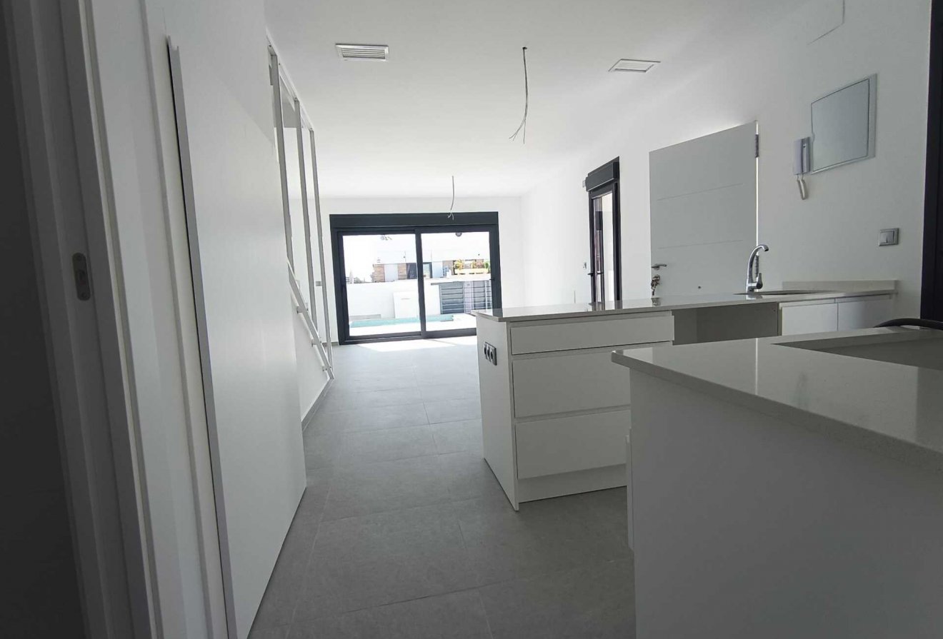 Nieuwbouw - Villa -
Daya Nueva