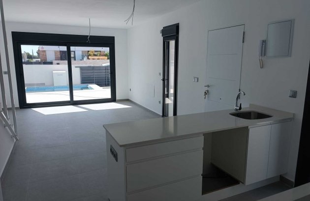 Nieuwbouw - Villa -
Daya Nueva