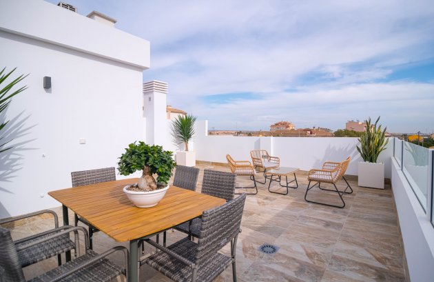 Nieuwbouw  - Geschakelde woning -
Jerónimo y Avileses