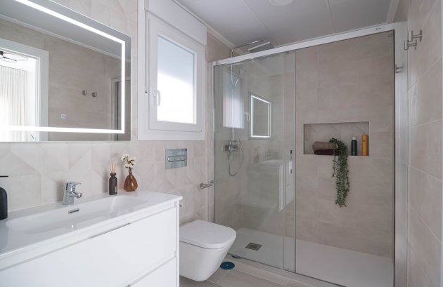 Nieuwbouw  - Geschakelde woning -
Jerónimo y Avileses