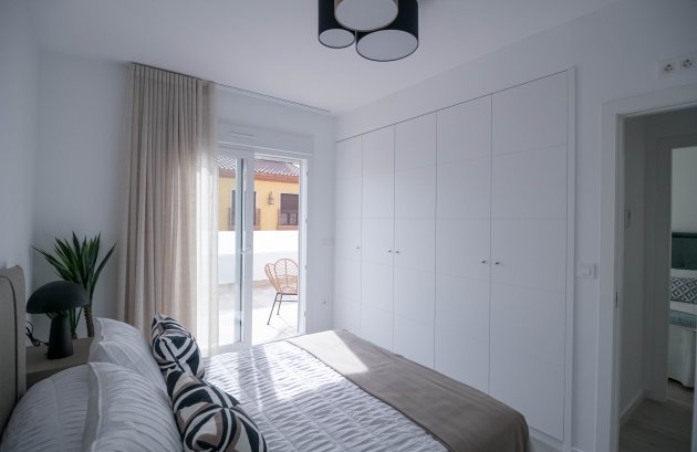 Nieuwbouw  - Geschakelde woning -
Jerónimo y Avileses