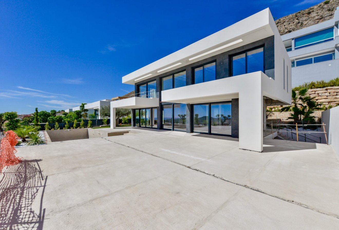 New Build - Villa -
Golf Bahía