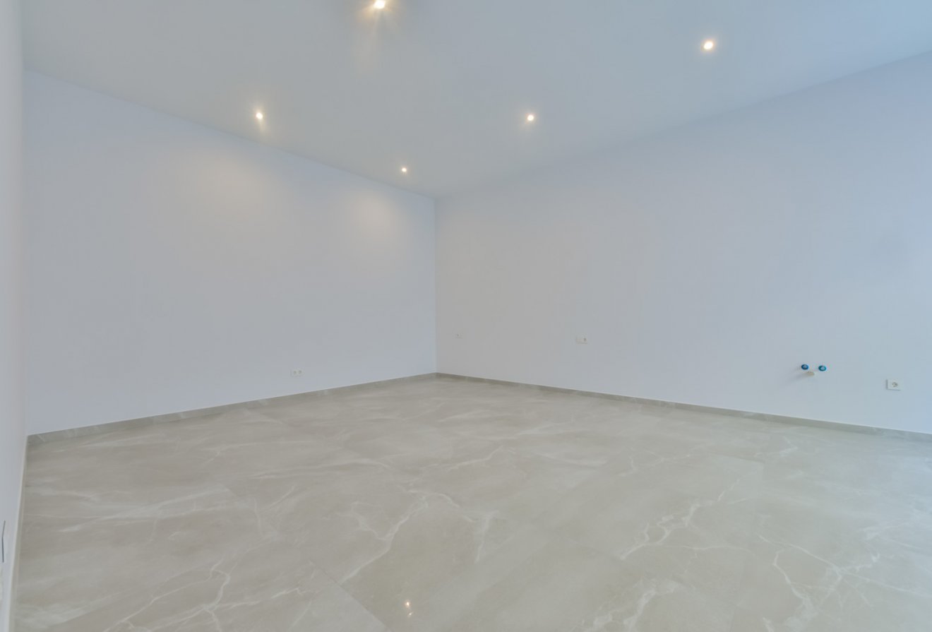 New Build - Villa -
Golf Bahía