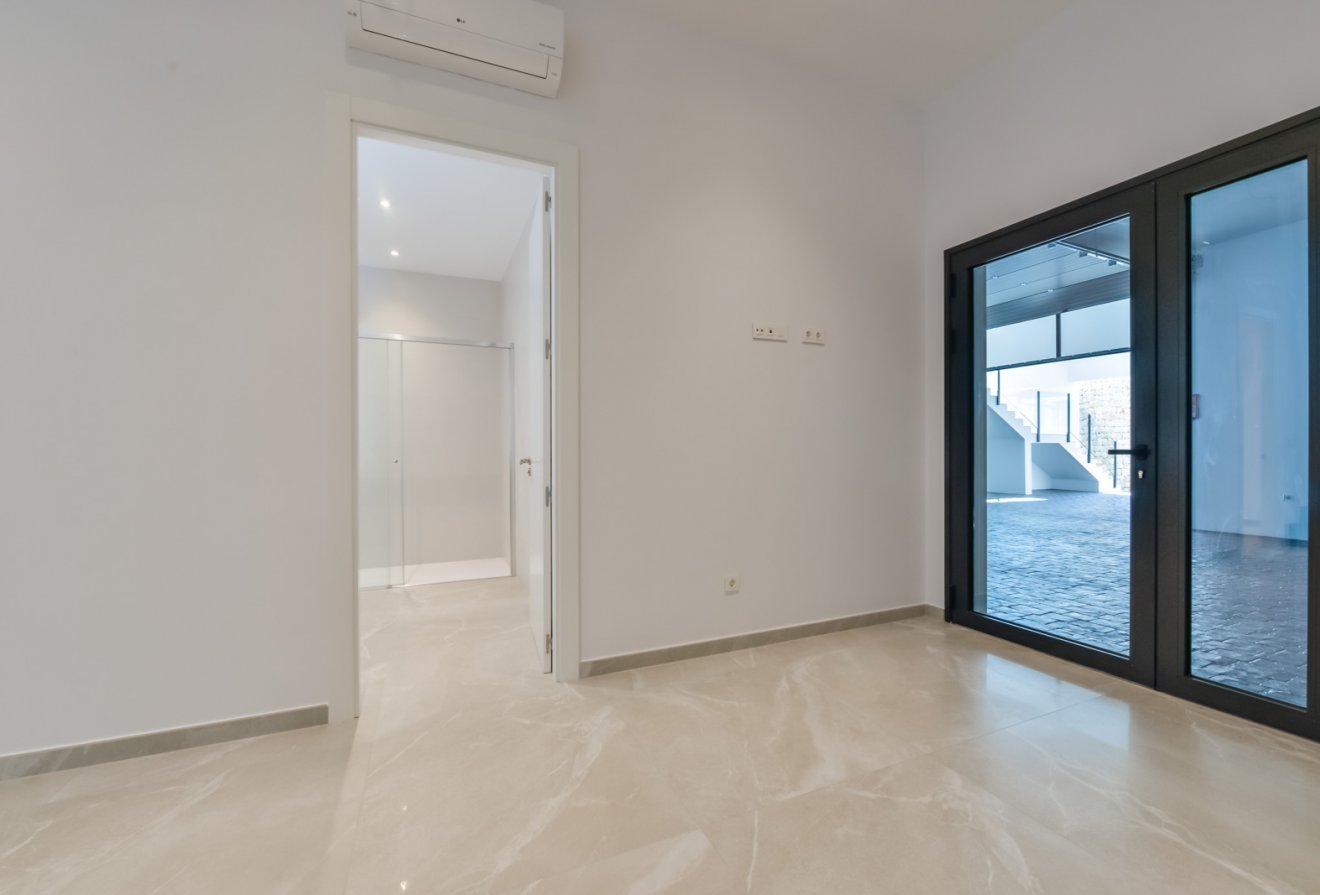 New Build - Villa -
Golf Bahía