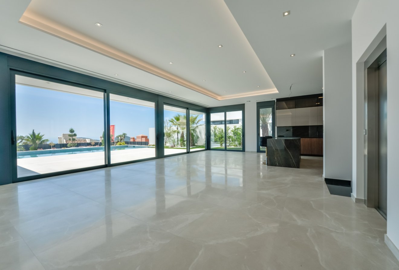 New Build - Villa -
Golf Bahía