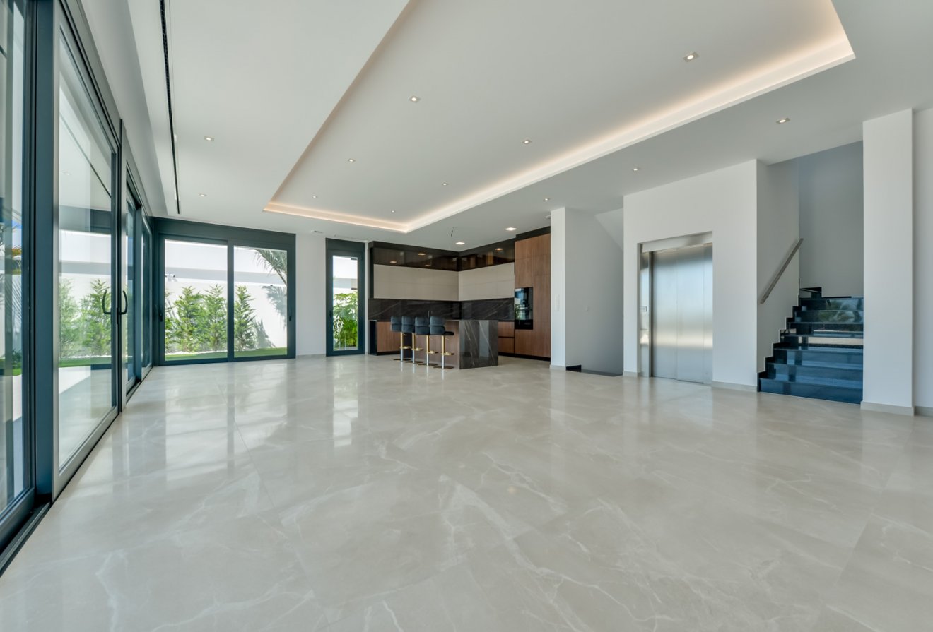 New Build - Villa -
Golf Bahía