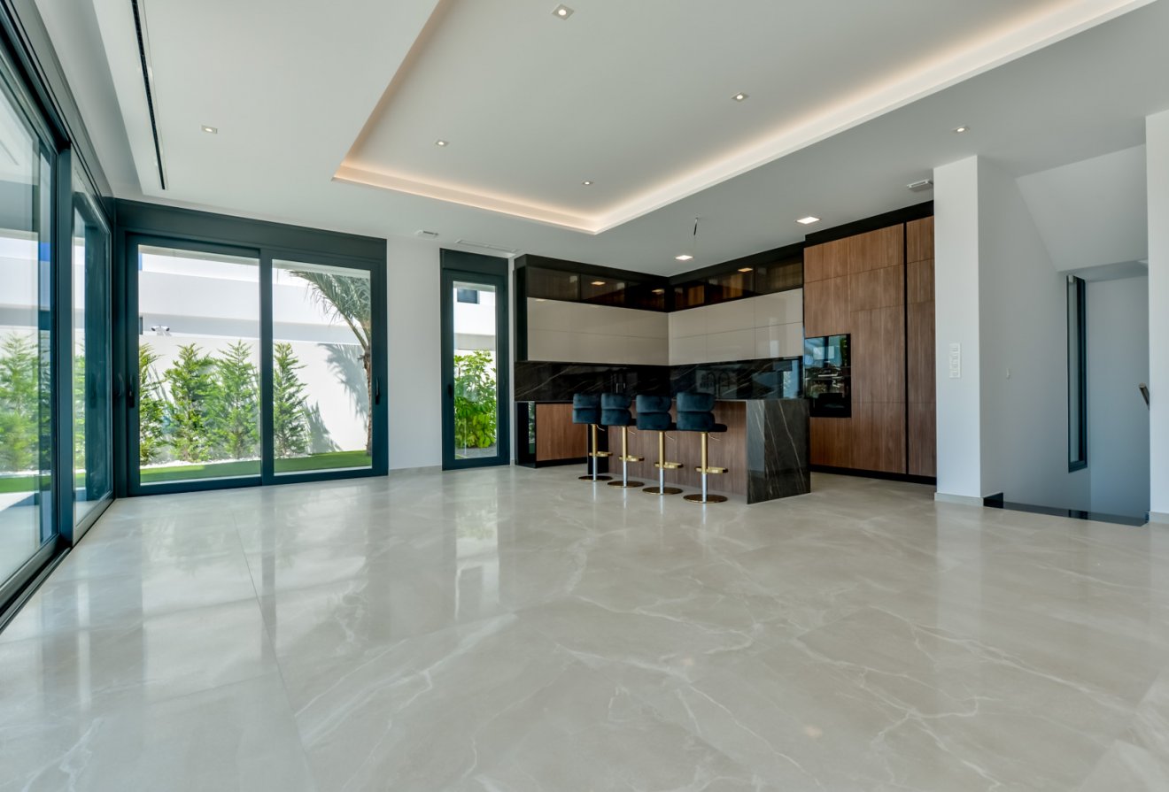 New Build - Villa -
Golf Bahía