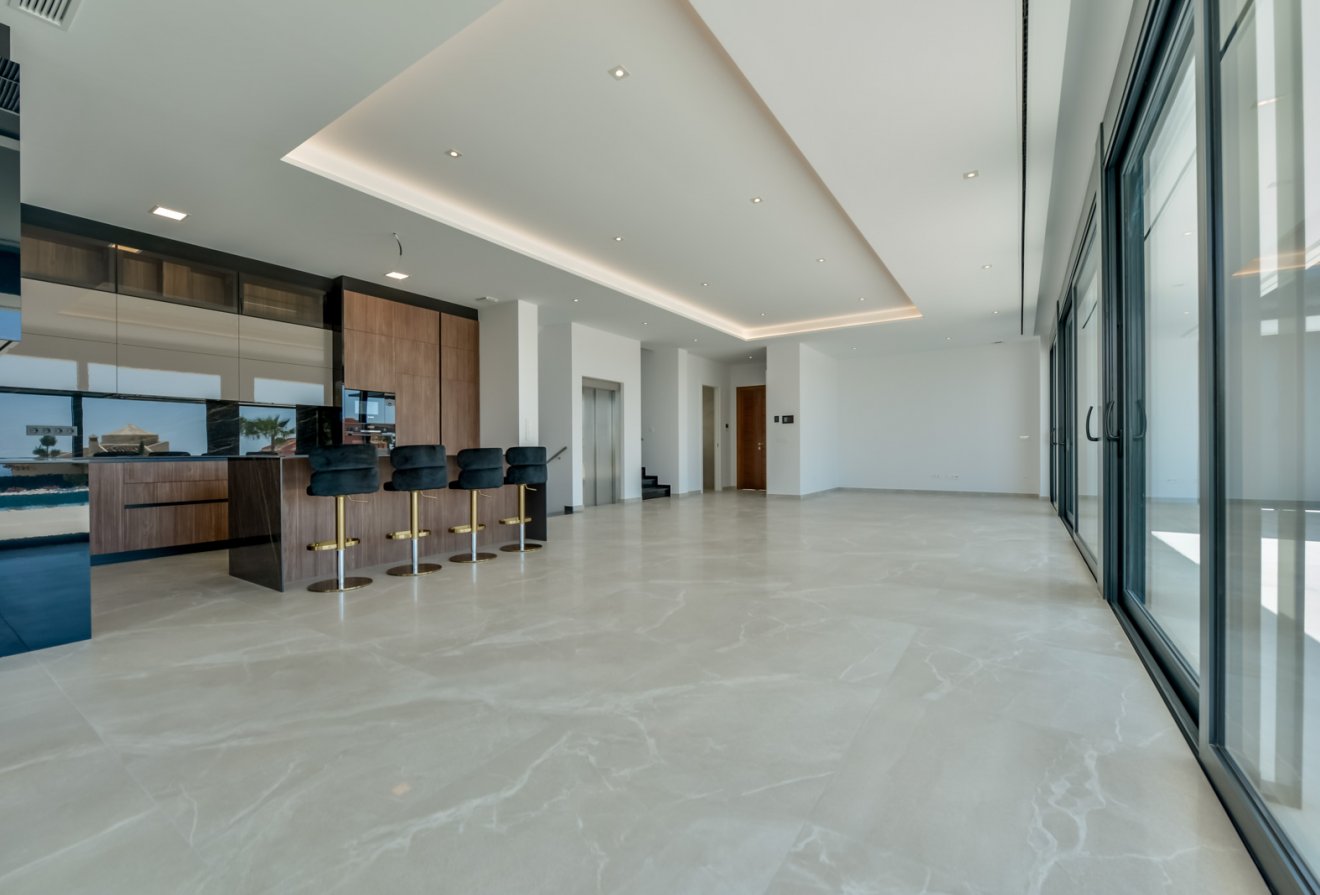 New Build - Villa -
Golf Bahía