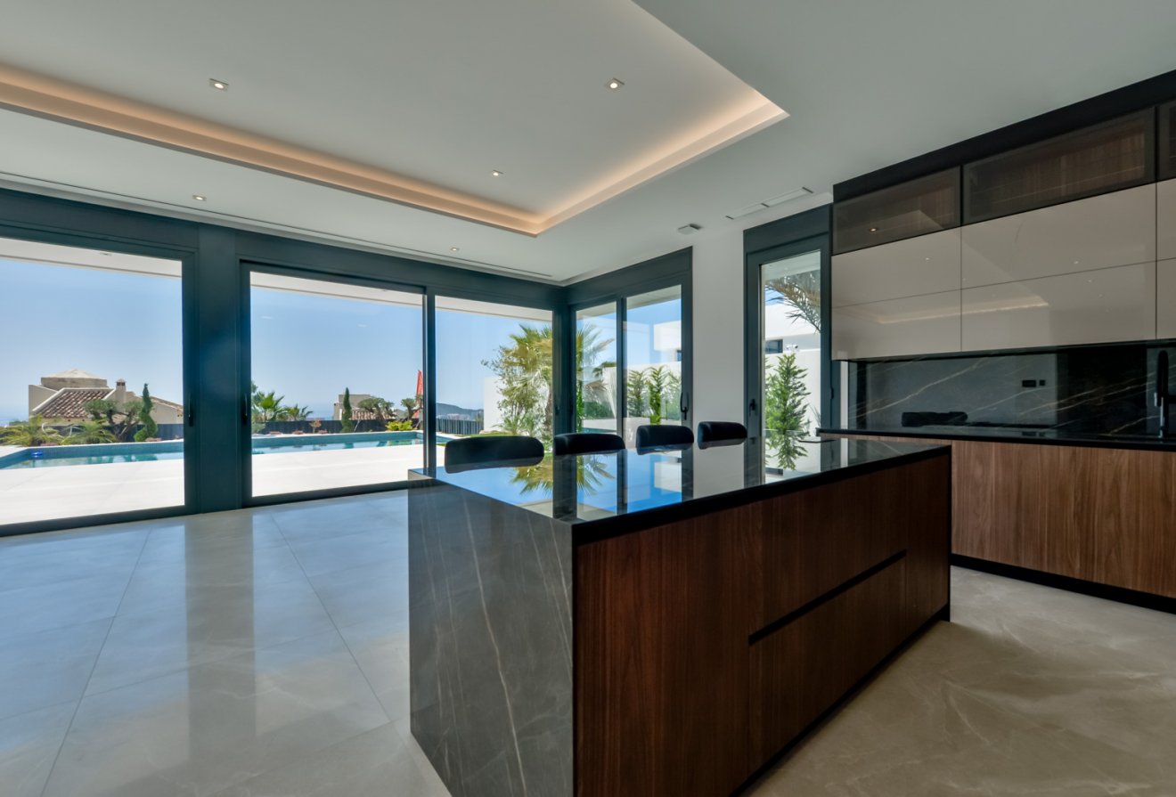 New Build - Villa -
Golf Bahía