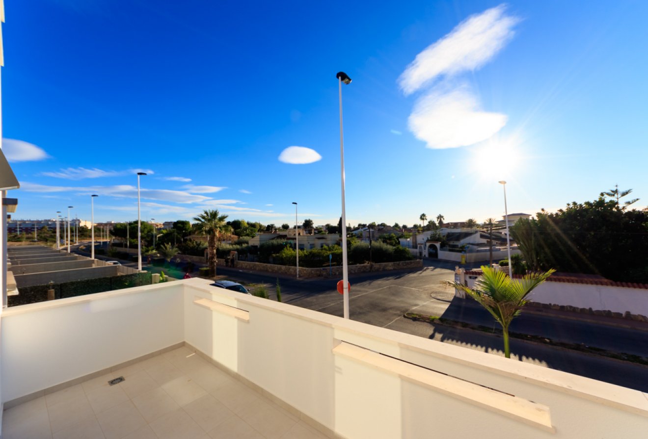 Nieuwbouw  - Geschakelde woning -
Pilar de la Horadada