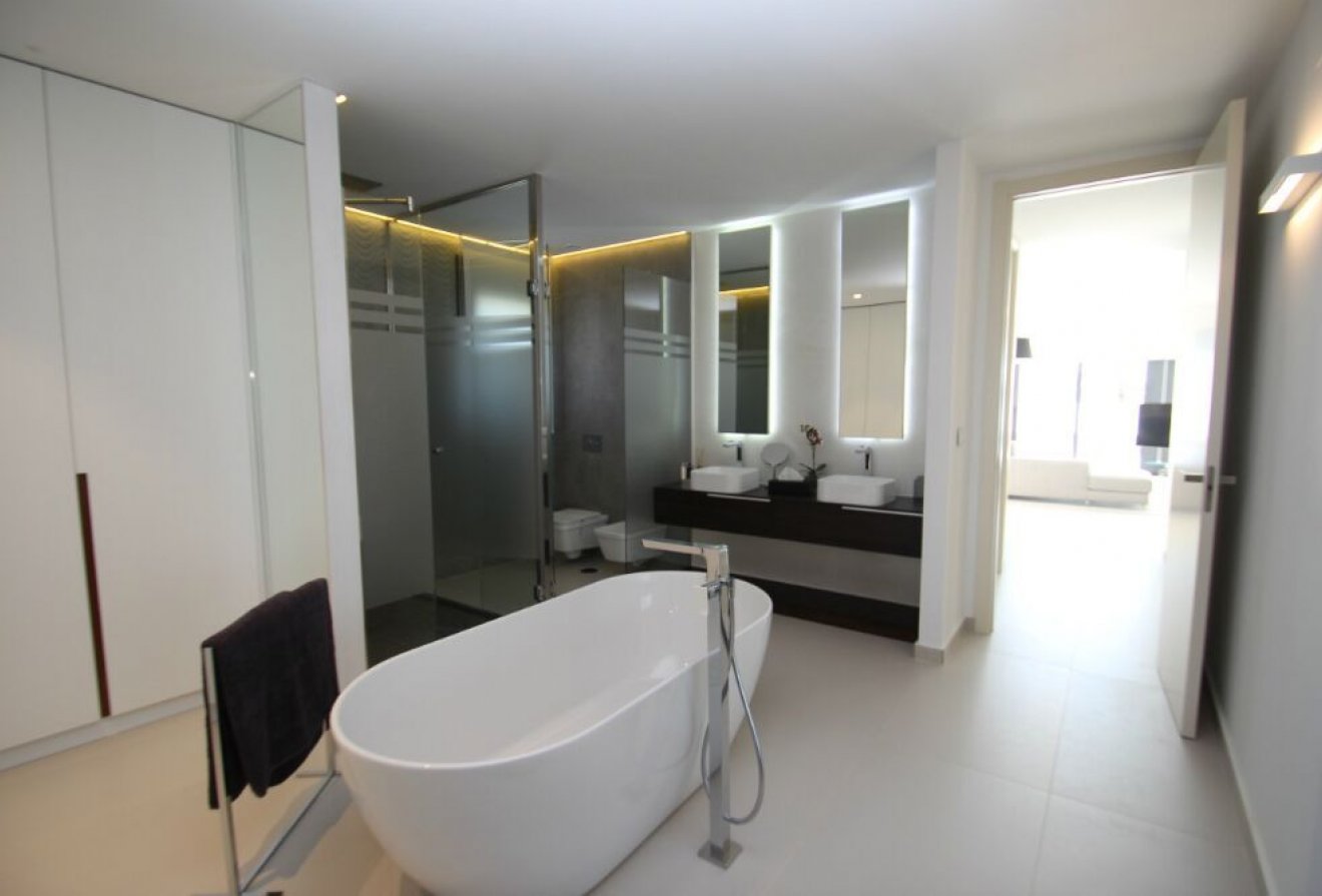 Nieuwbouw  - Villa -
San Miguel de Salinas