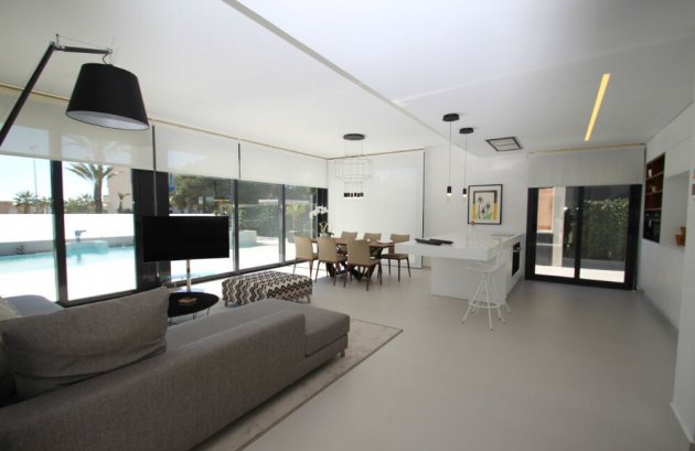 Nieuwbouw - Villa -
San Miguel de Salinas