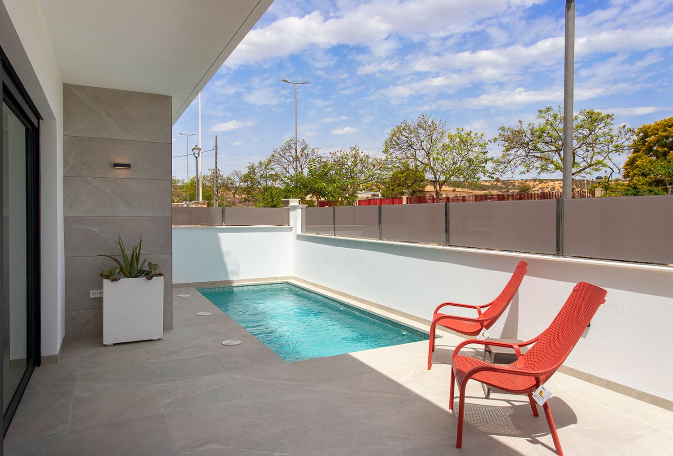 Nieuwbouw - Geschakelde woning -
Sucina