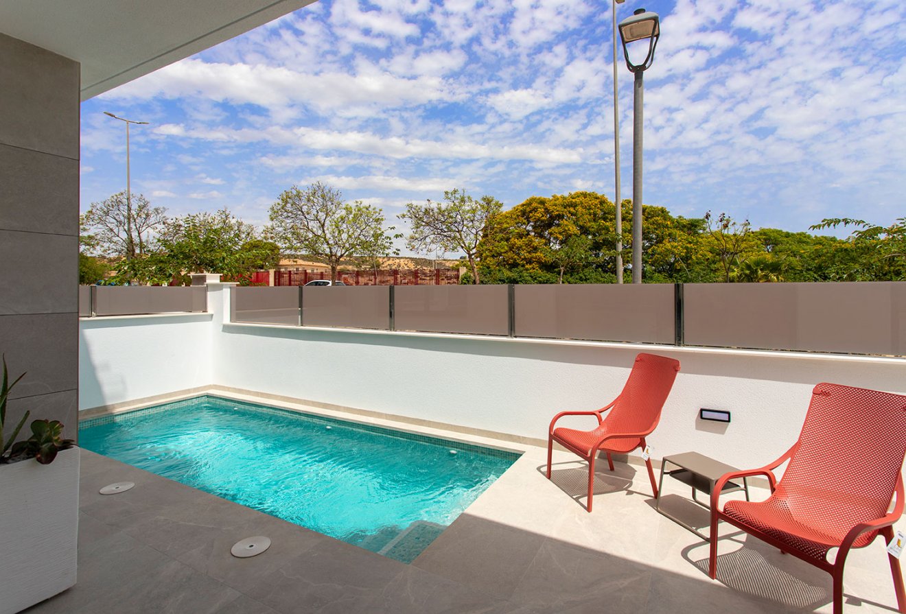 Nieuwbouw - Geschakelde woning -
Sucina