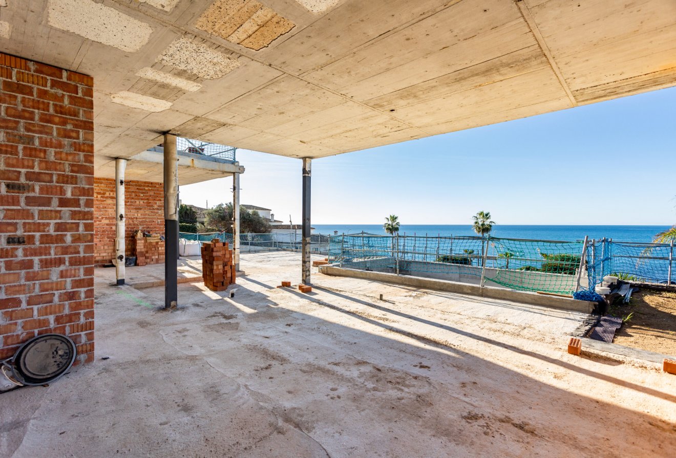 Nieuwbouw  - Villa -
Las Lagunas de Mijas