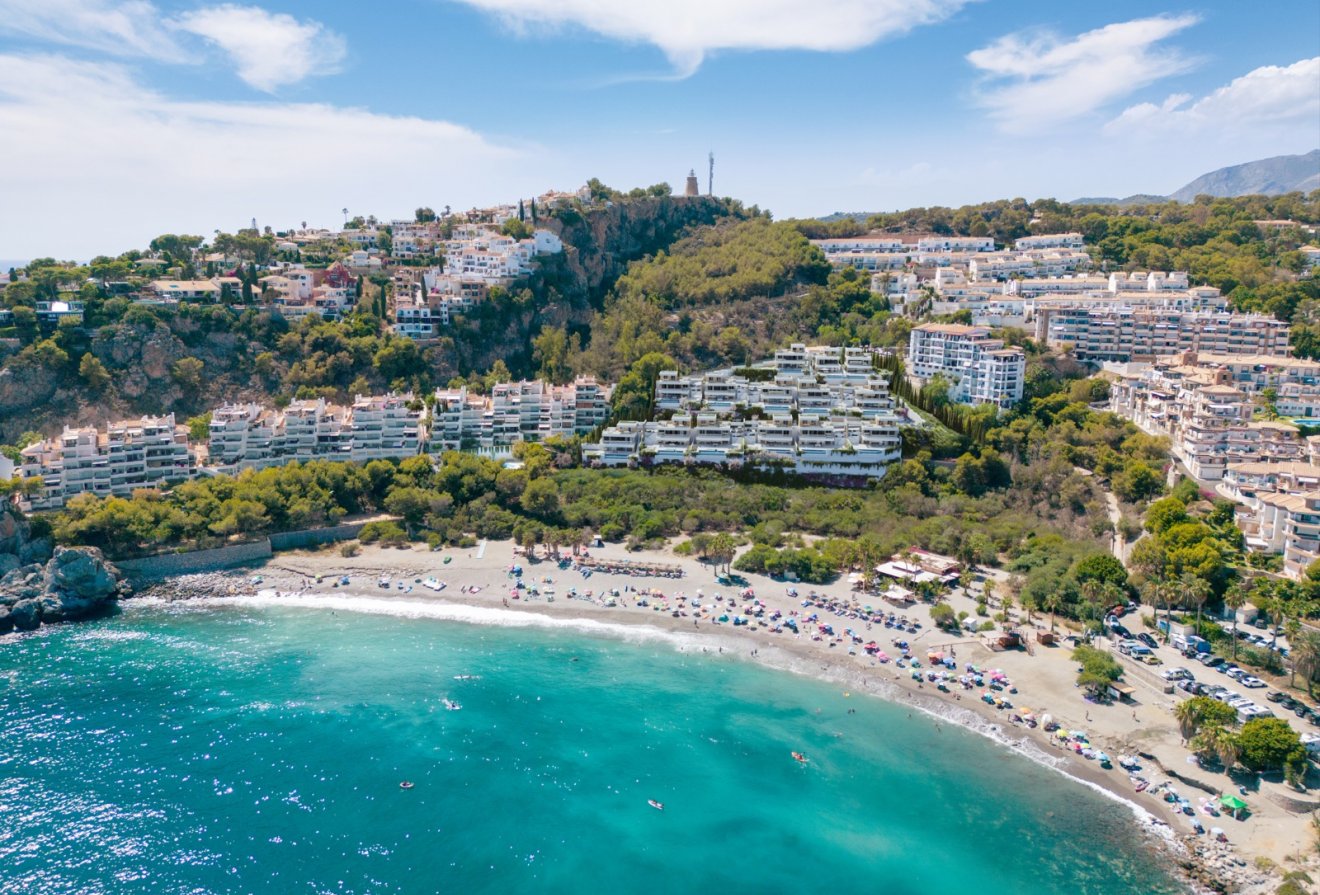 Nieuwbouw  - Villa -
Almuñécar