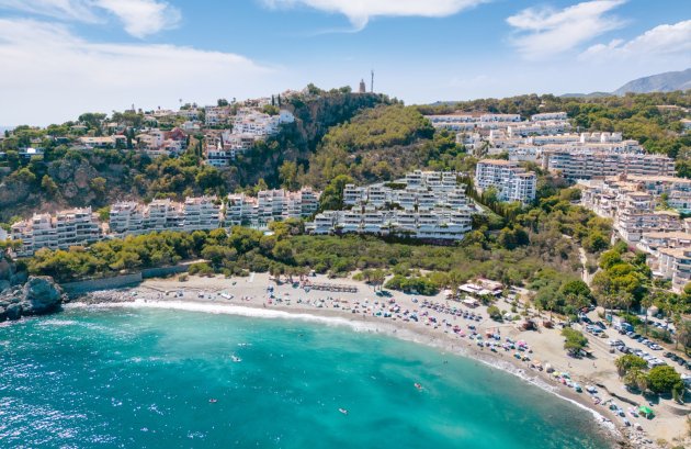 Nieuwbouw  - Villa -
Almuñécar