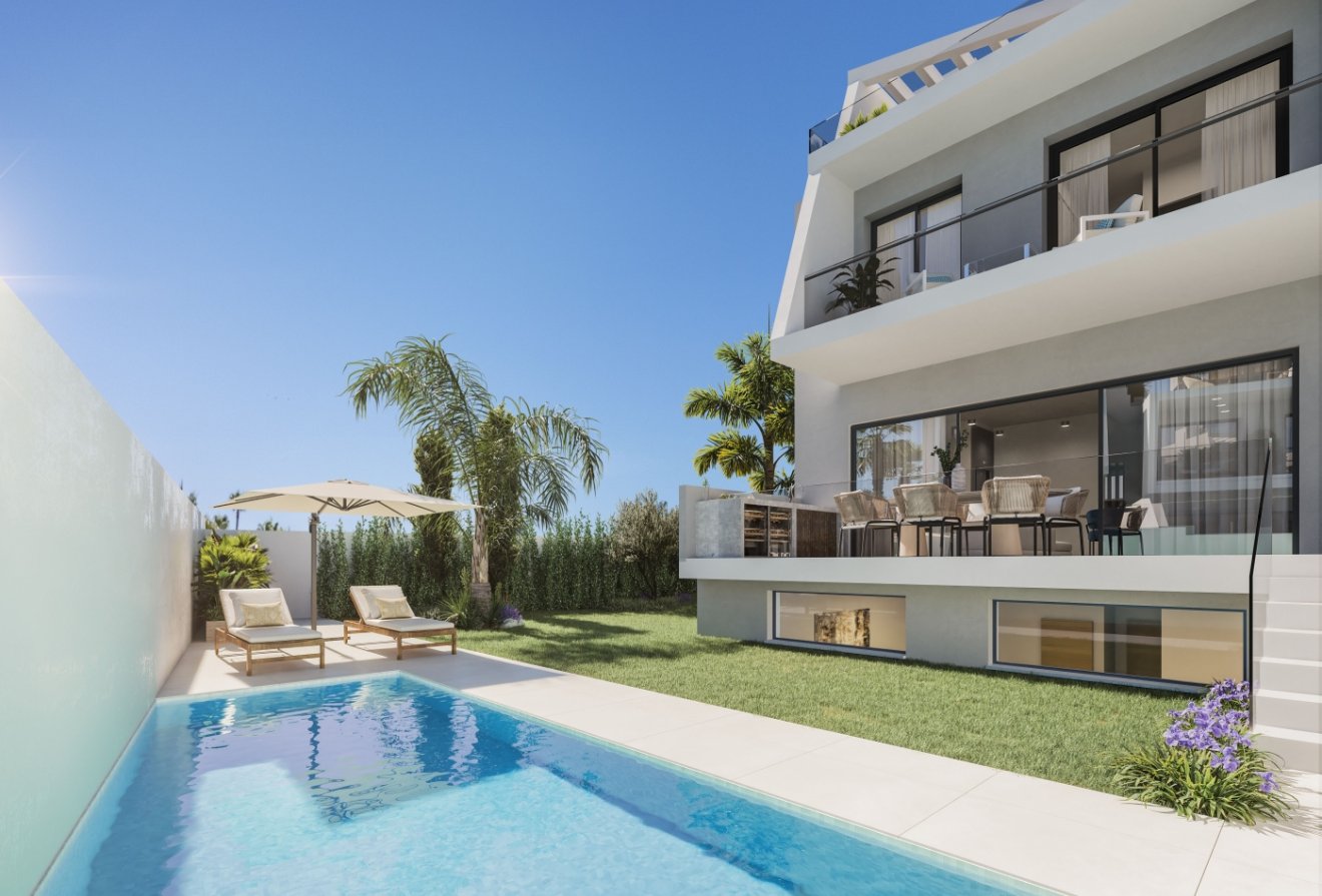 Nieuwbouw - Geschakelde woning -
Estepona