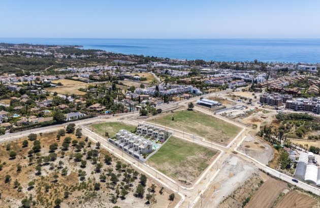 Nieuwbouw - Geschakelde woning -
Estepona