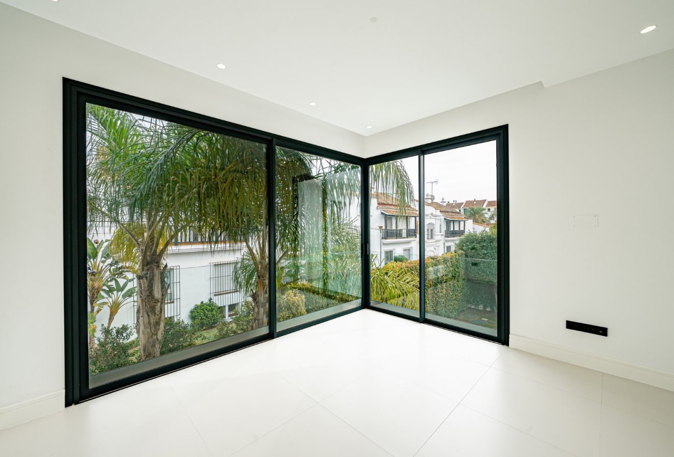 Nieuwbouw - Villa -
Marbella