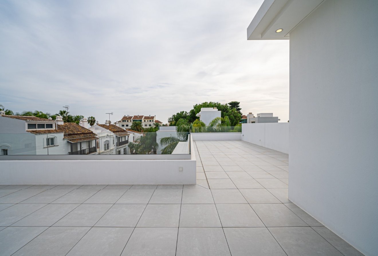 Nieuwbouw - Villa -
Marbella