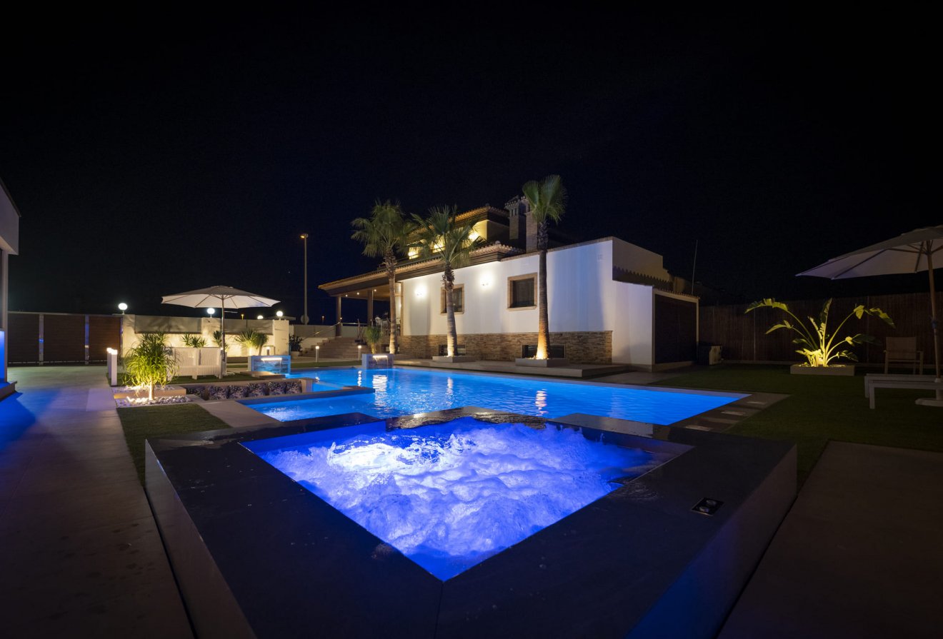 Nieuwbouw - Villa -
Jerónimo y Avileses