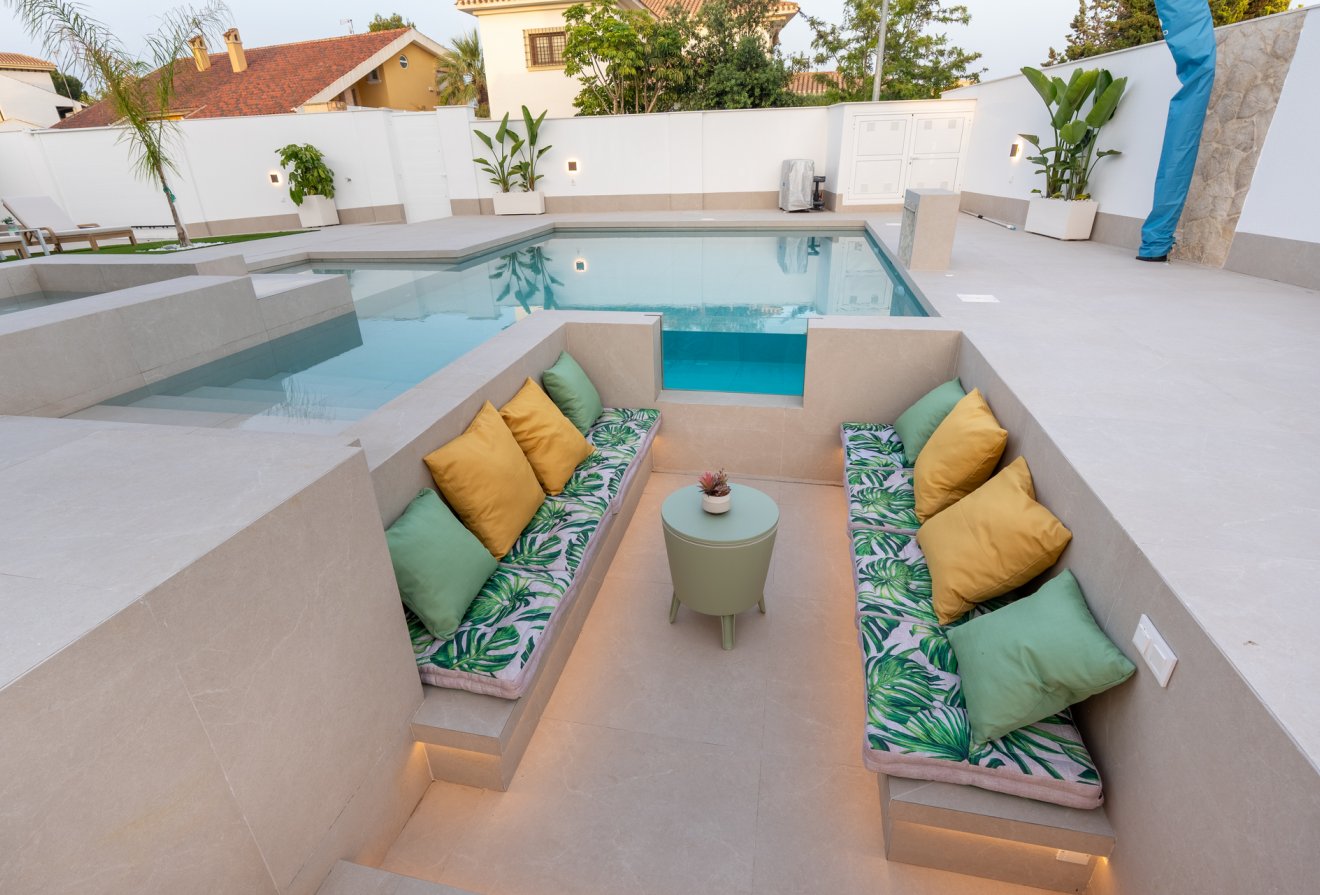 Nieuwbouw - Villa -
Orihuela Costa