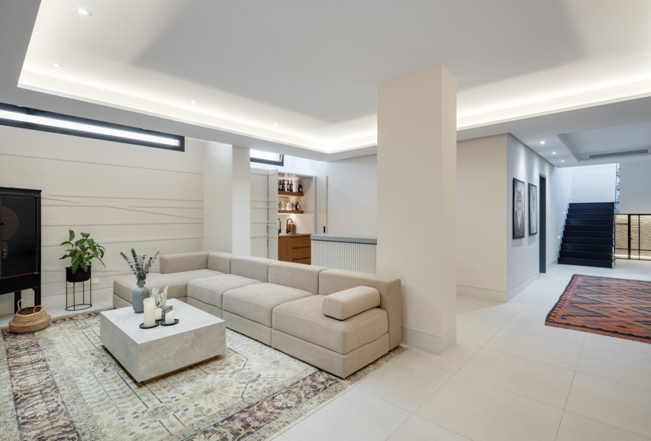 Nieuwbouw  - Villa -
Marbella