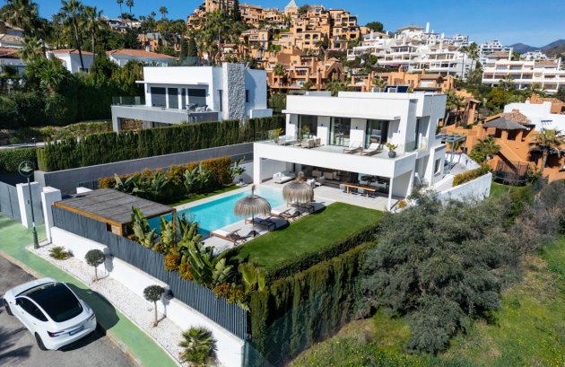 Nieuwbouw  - Villa -
Marbella