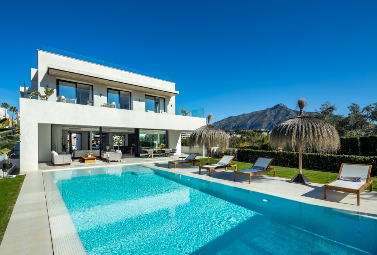 Nieuwbouw  - Villa -
Marbella