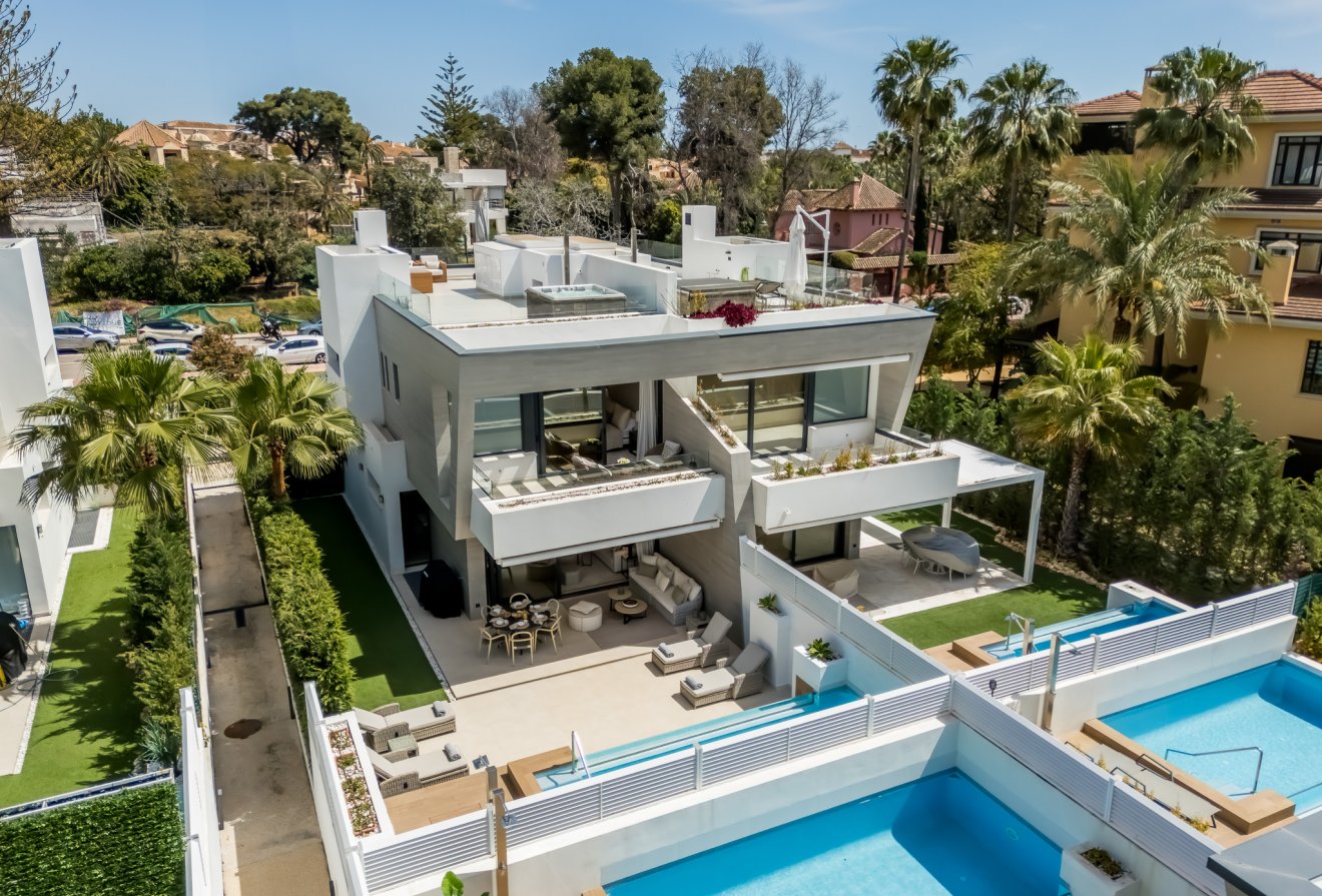 Nieuwbouw  - Villa -
Marbella