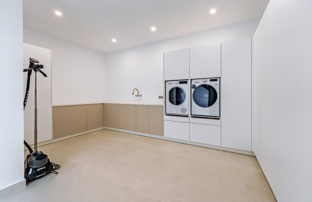 Nieuwbouw - Villa -
Benalmádena