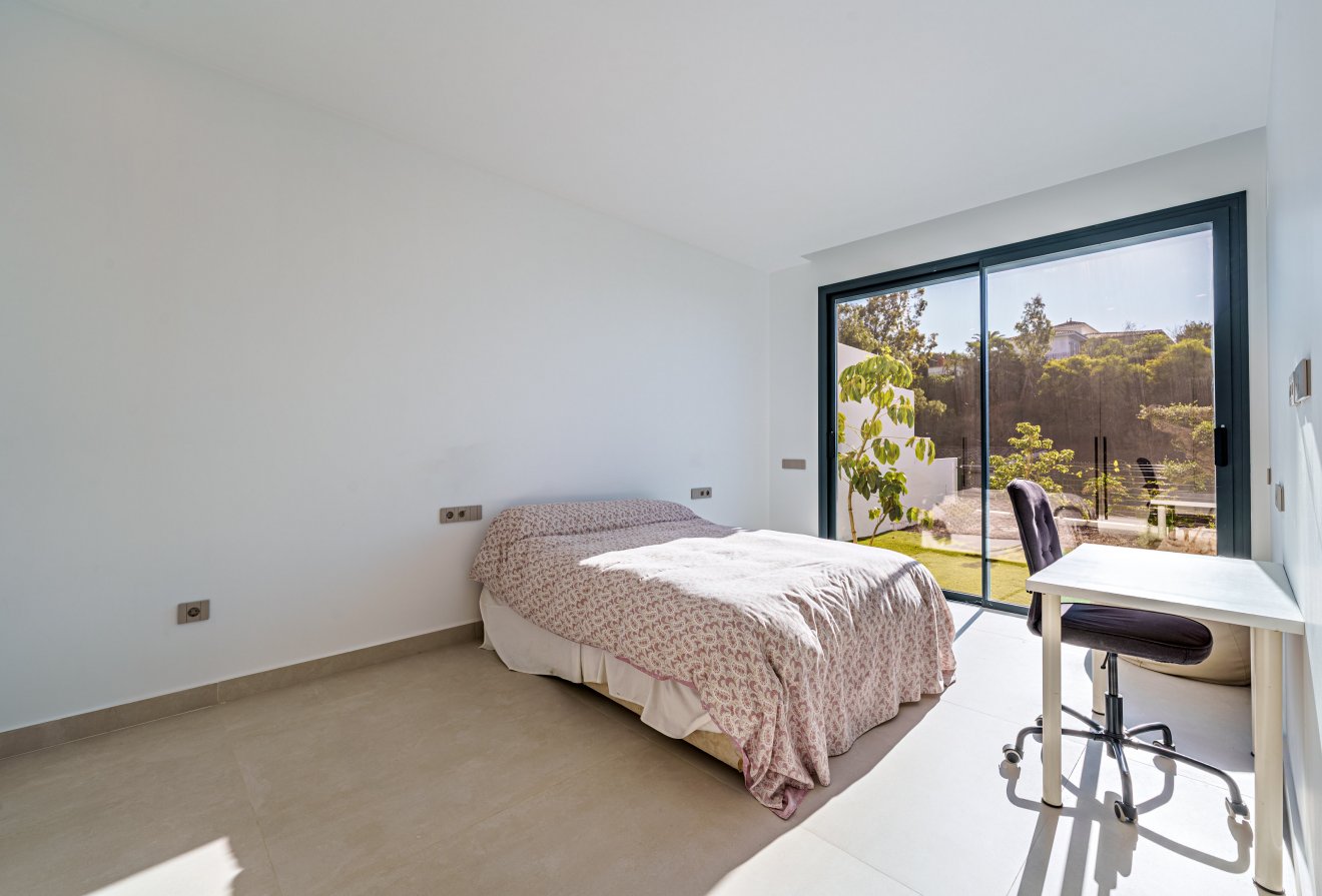 Nieuwbouw - Villa -
Benalmádena