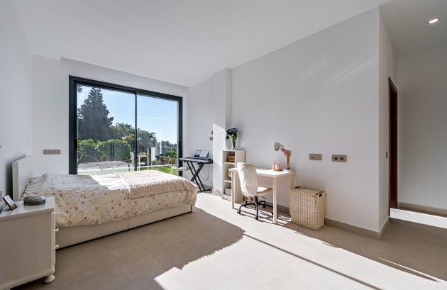 Nieuwbouw - Villa -
Benalmádena