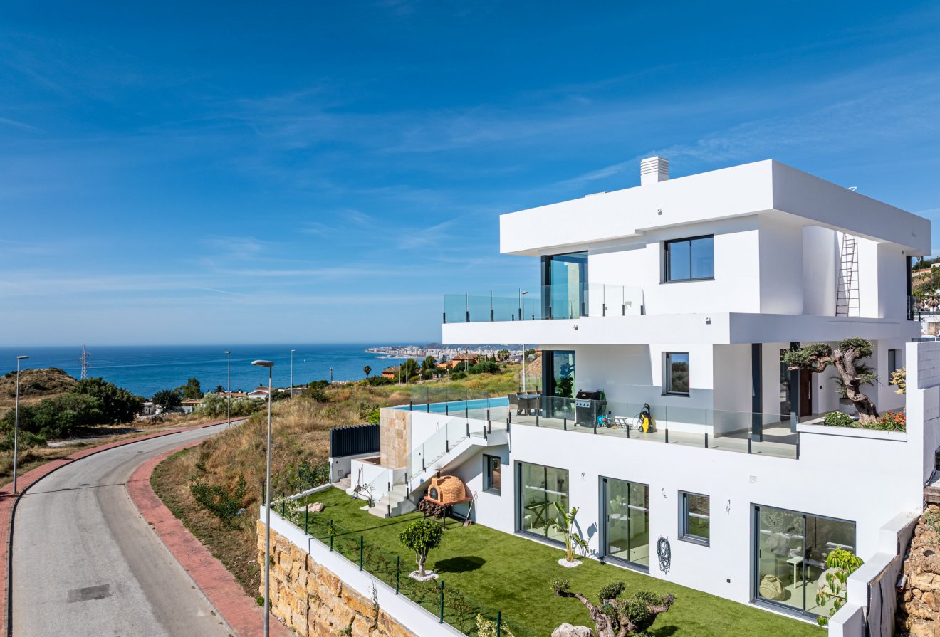 Nieuwbouw - Villa -
Benalmádena