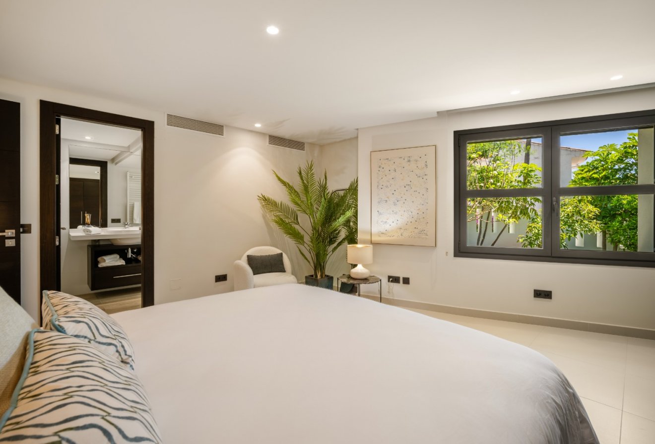 Nieuwbouw  - Villa -
Marbella